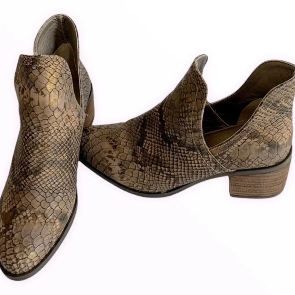 Non Stop Exotic Ankle Boots Sz 6.5 - Picture 5 of 10